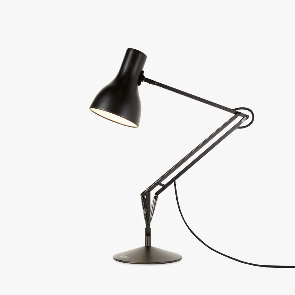 оригинальный дизайн лампы Anglepoise в черном цвете