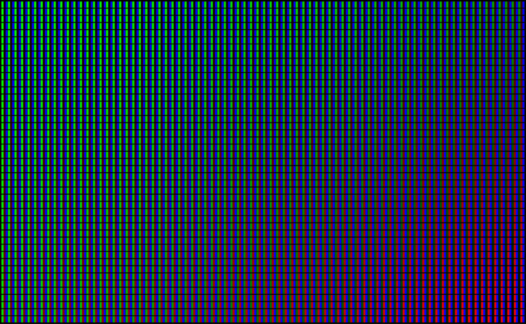 Пиксель состоит из трех цветов, что видно на увеличенном экране