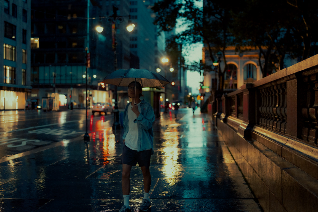 Фото дождливого дня, обработанное в Adobe Lightroom