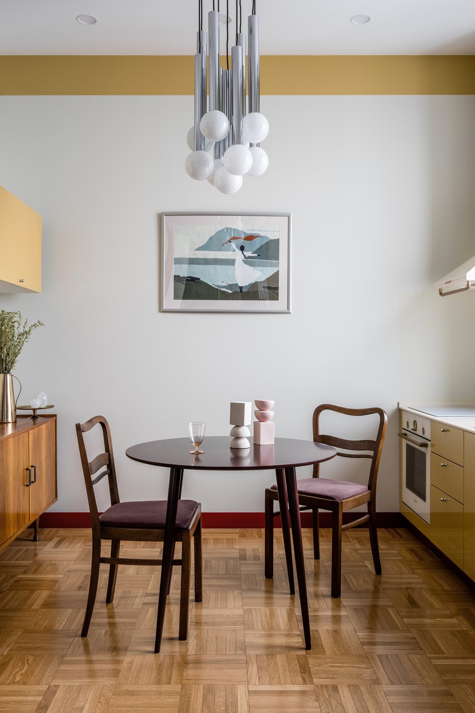 отреставрированные стулья