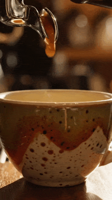 Чашка кофе видео Google Veo