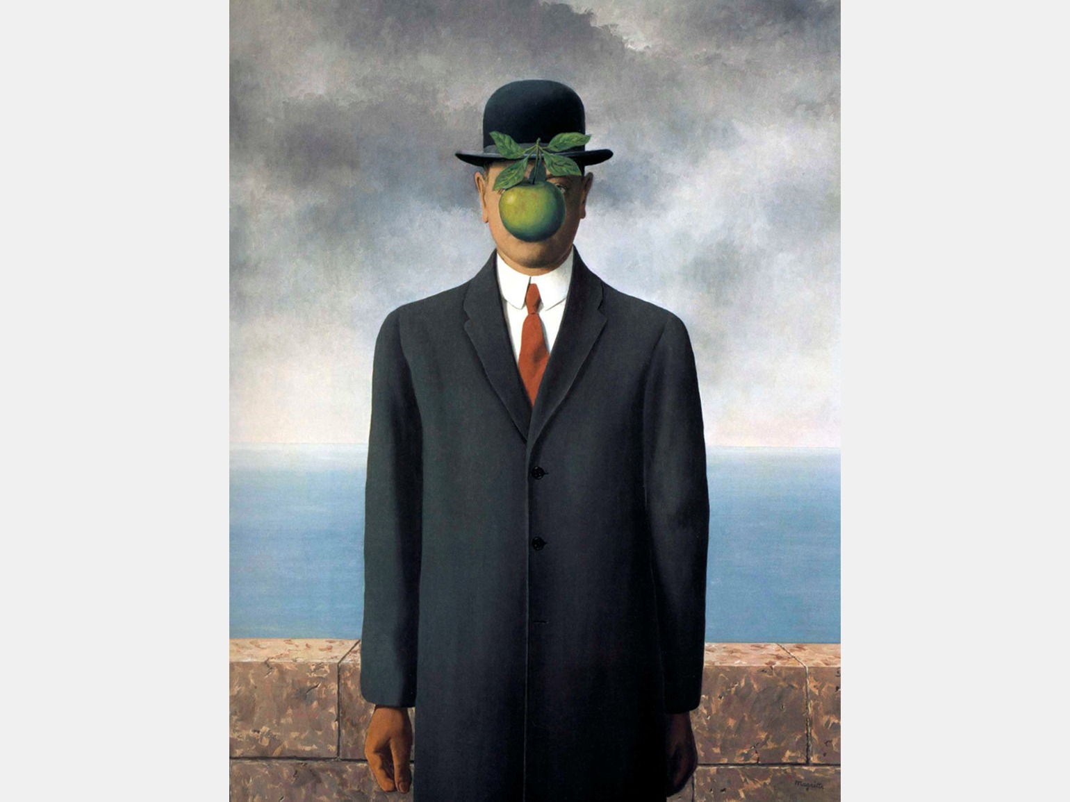 Картина Рене Магритта с человеком в шляпе и яблоком — «Сын человеческий»