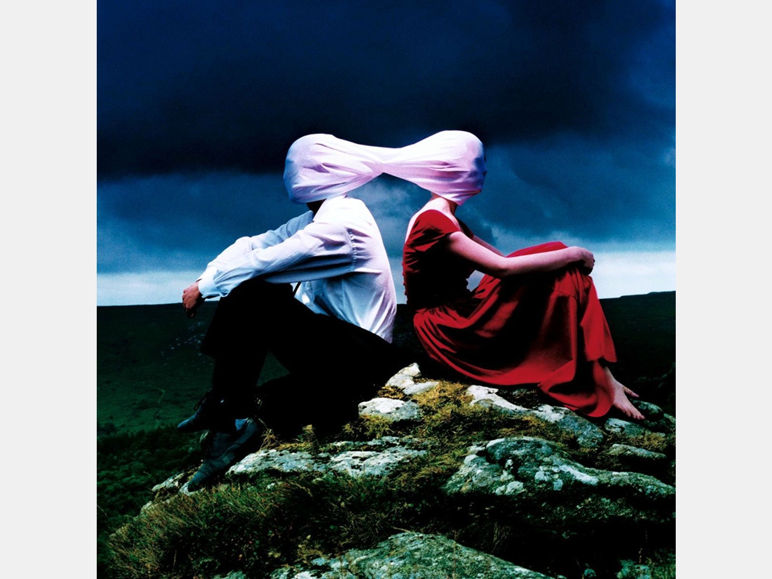 Обложка рок-альбома, вдохновленная картиной Рене Магритта.